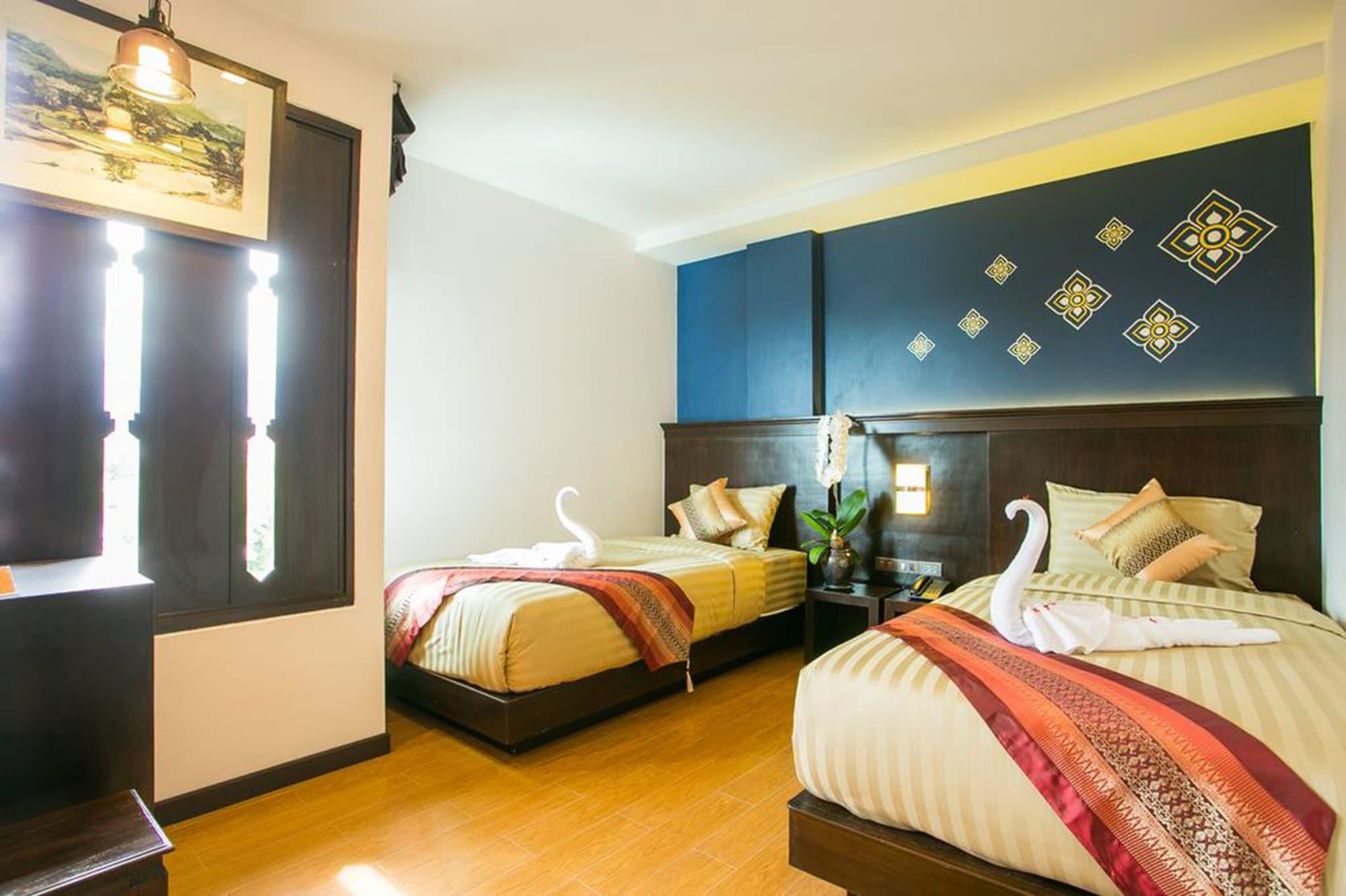 Patra Phrasing Boutique Hotel Chiang Mai Exteriör bild
