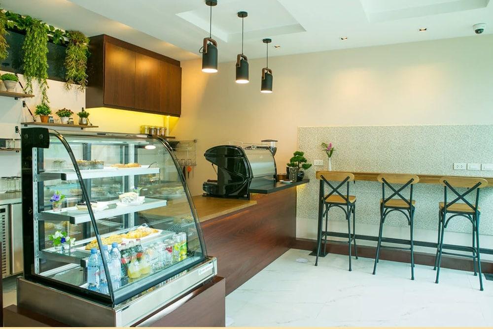Patra Phrasing Boutique Hotel Chiang Mai Exteriör bild