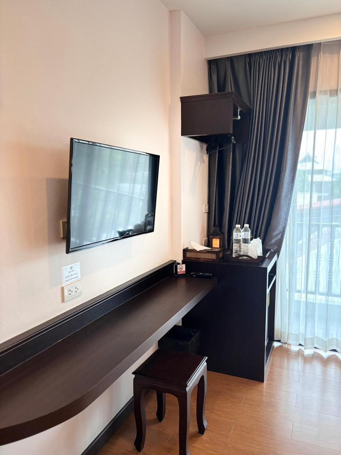 Patra Phrasing Boutique Hotel Chiang Mai Exteriör bild
