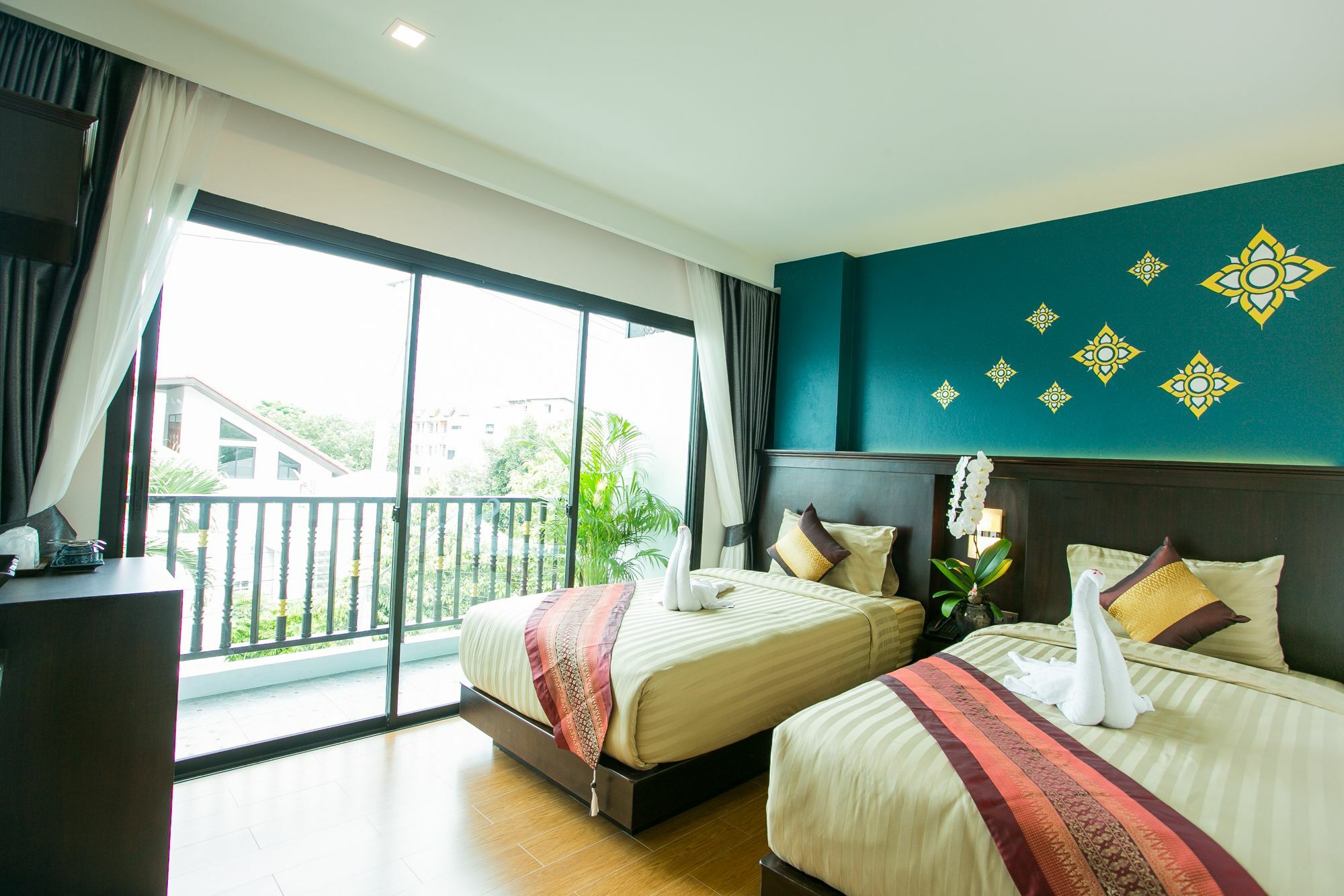 Patra Phrasing Boutique Hotel Chiang Mai Exteriör bild